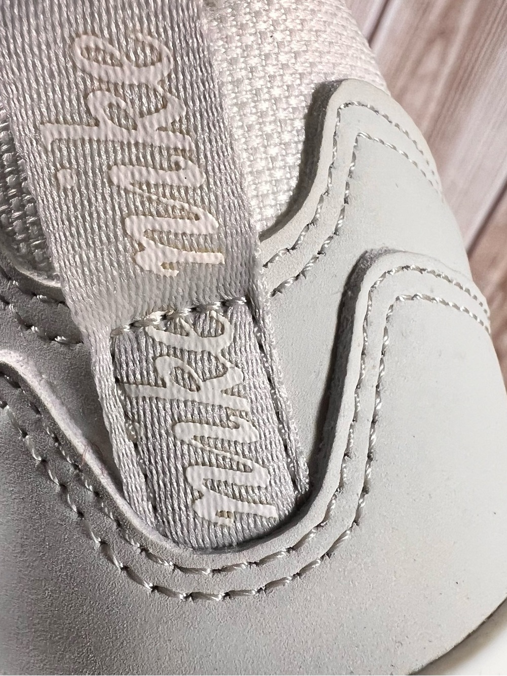 Nike phantom dawn sneakers 8.5 - Picture 13 of 13